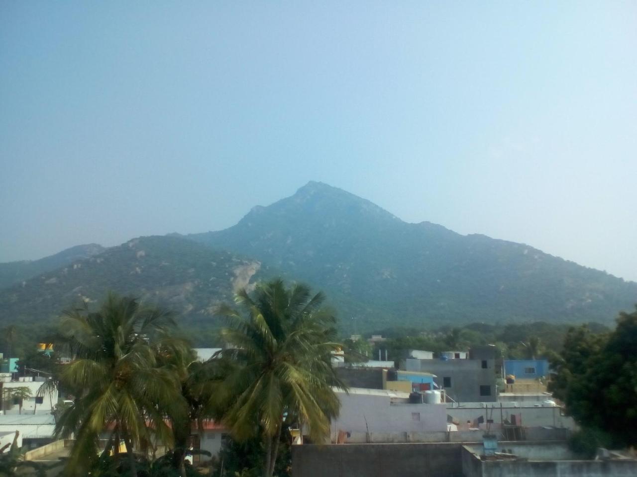 Sai Guest House Tiruvannamalai Room photo