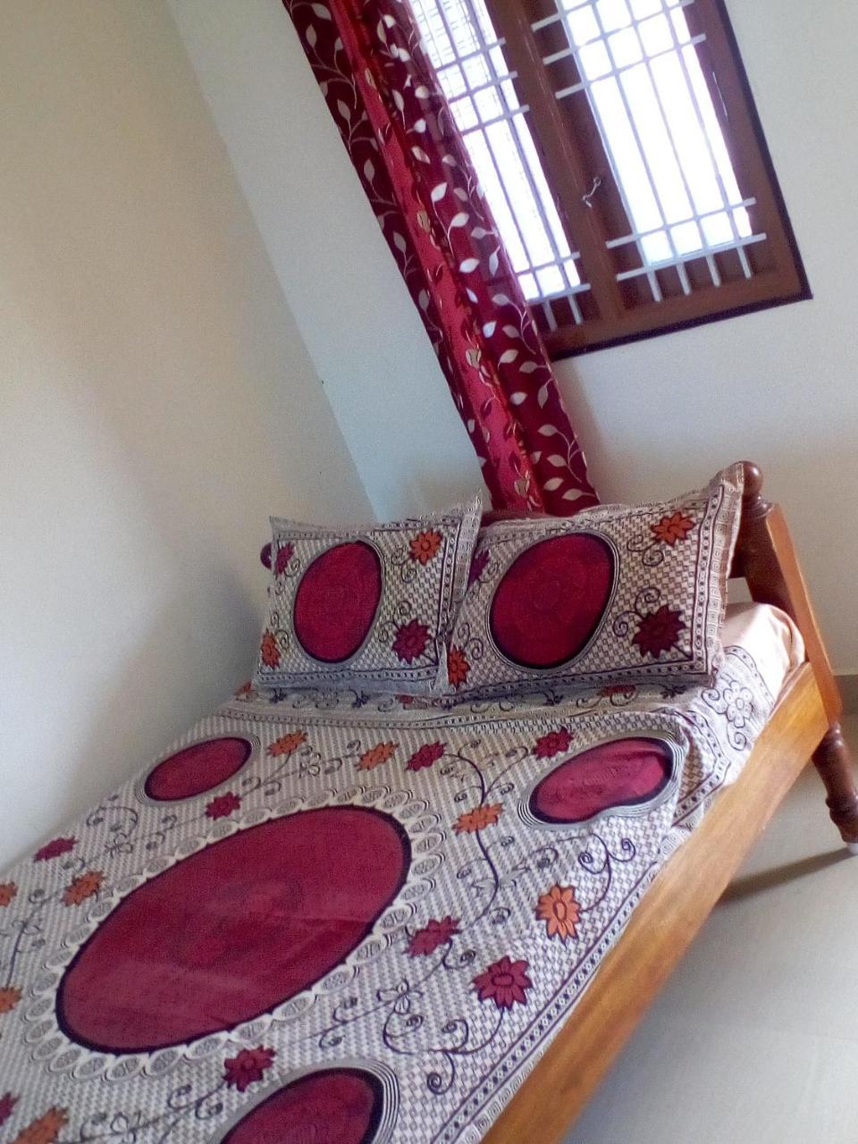 Sai Guest House Tiruvannamalai Exterior photo